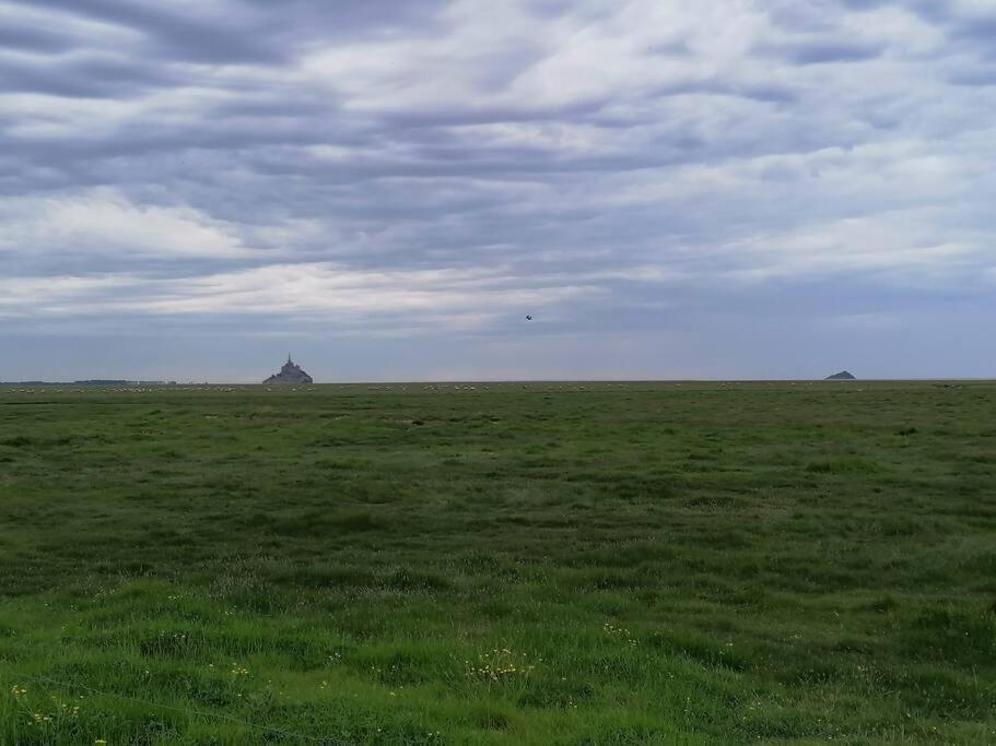 Sunset Family Guesthouse Mont Saint Michel Ceaux ภายนอก รูปภาพ