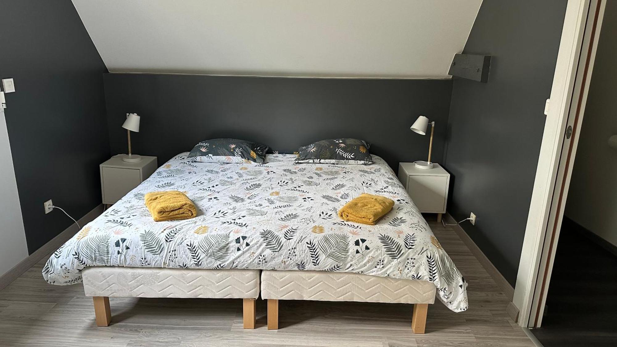 Sunset Family Guesthouse Mont Saint Michel Ceaux ภายนอก รูปภาพ